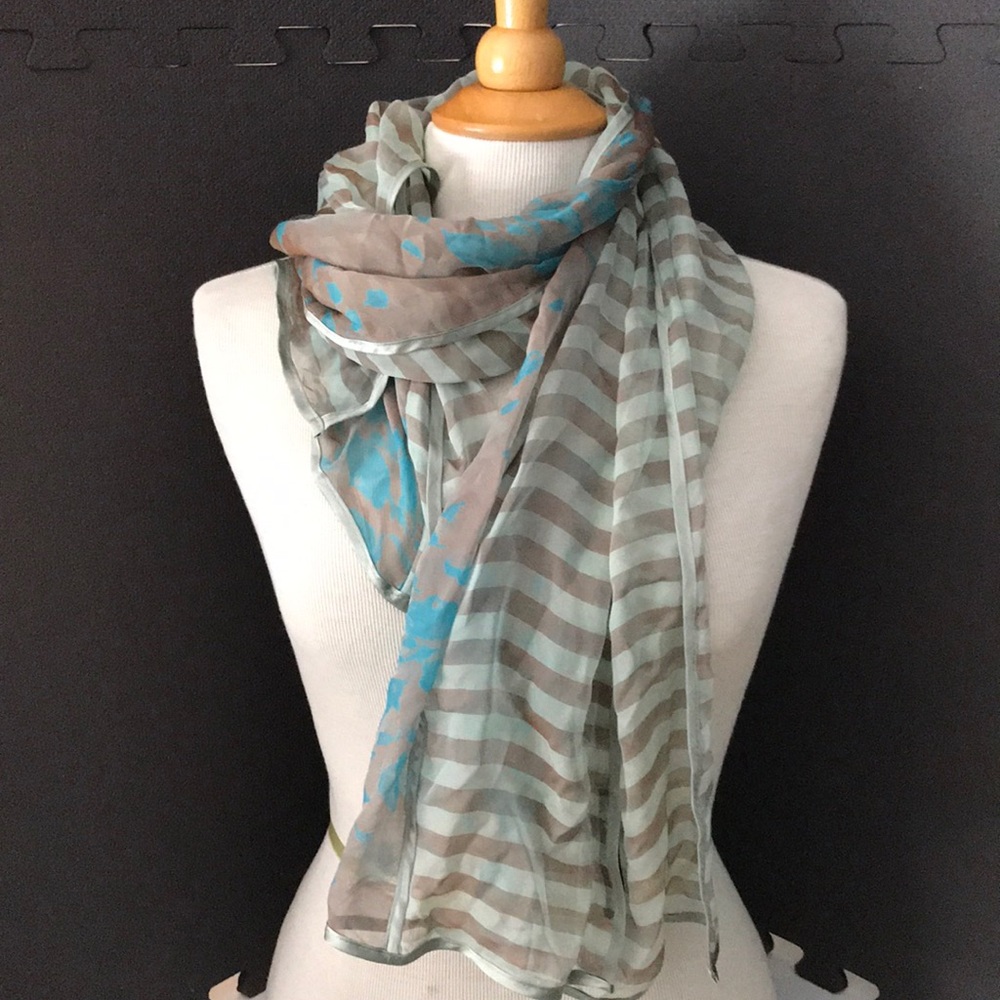 Summer striped scarf
